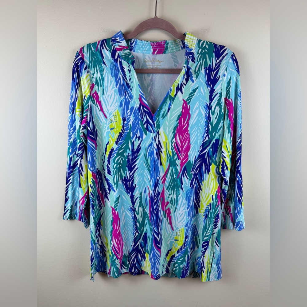 Lilly Pulitzer UPF 50+ Vero Tunic in Light As A Feather Multi